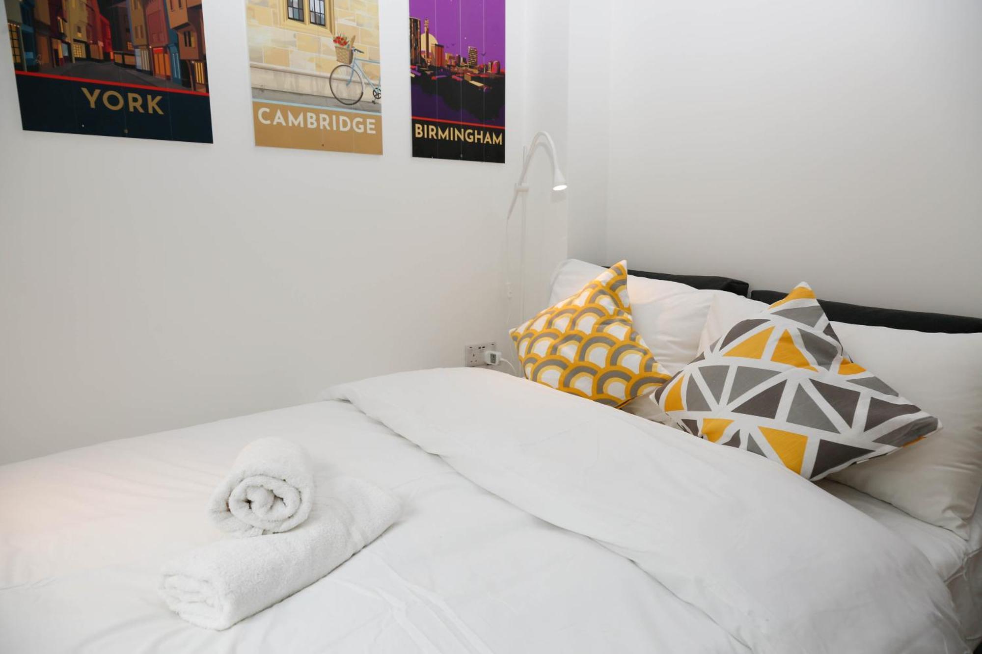 New Luxury Apartments In Central London Next To Shops, Cafes, Bars & Metro 外观 照片