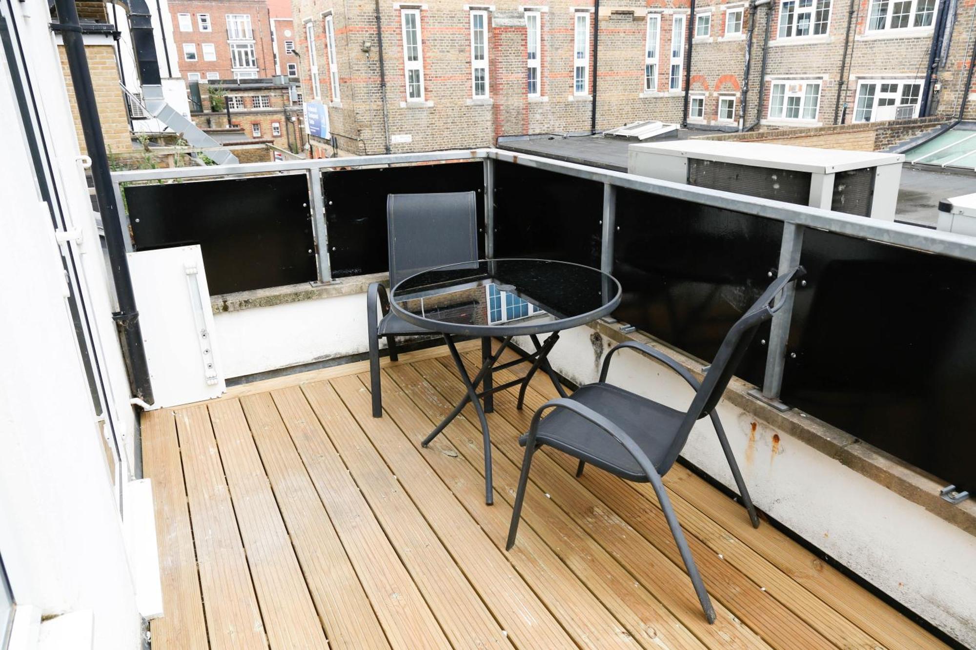 New Luxury Apartments In Central London Next To Shops, Cafes, Bars & Metro 外观 照片