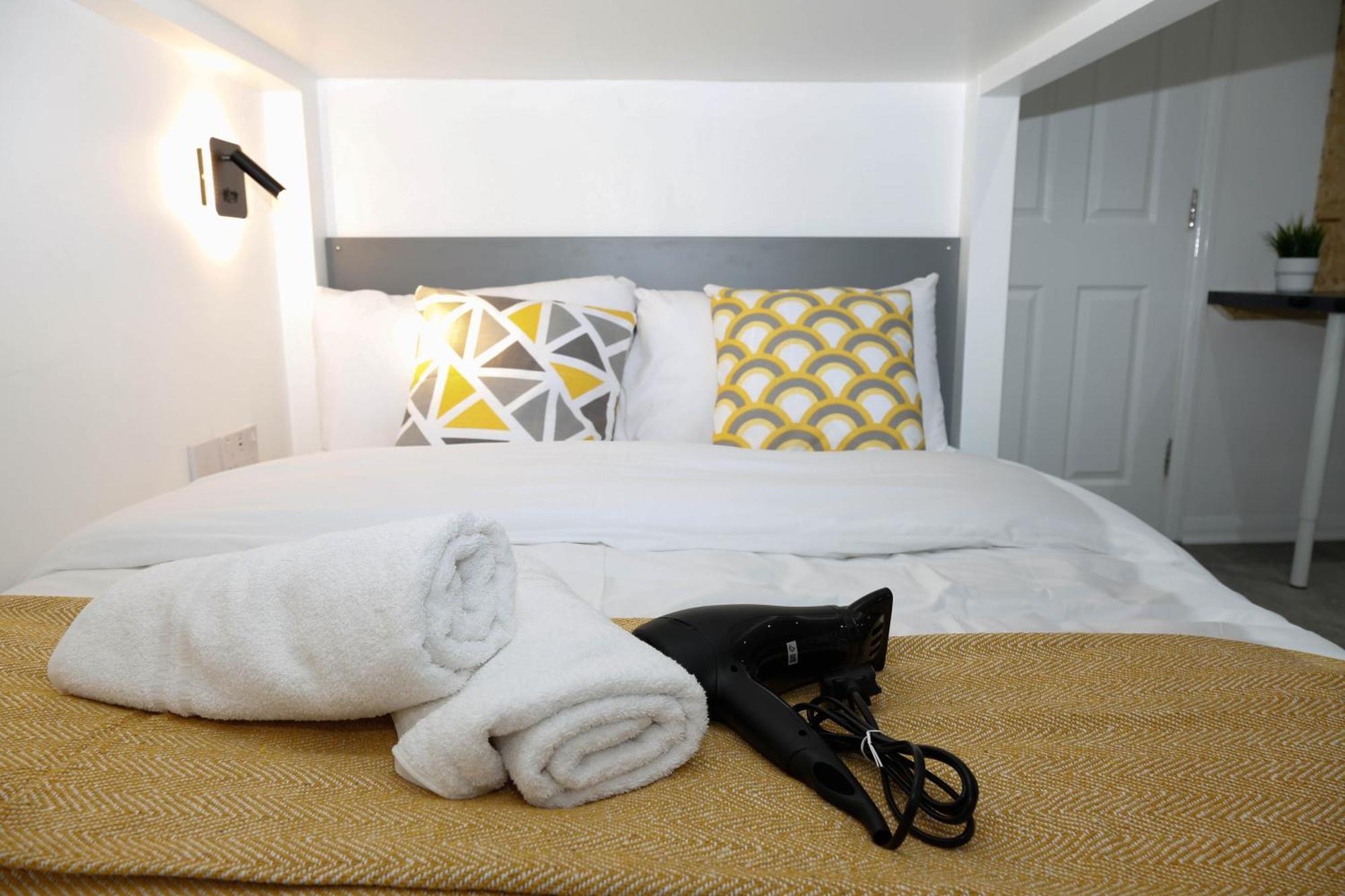 New Luxury Apartments In Central London Next To Shops, Cafes, Bars & Metro 外观 照片