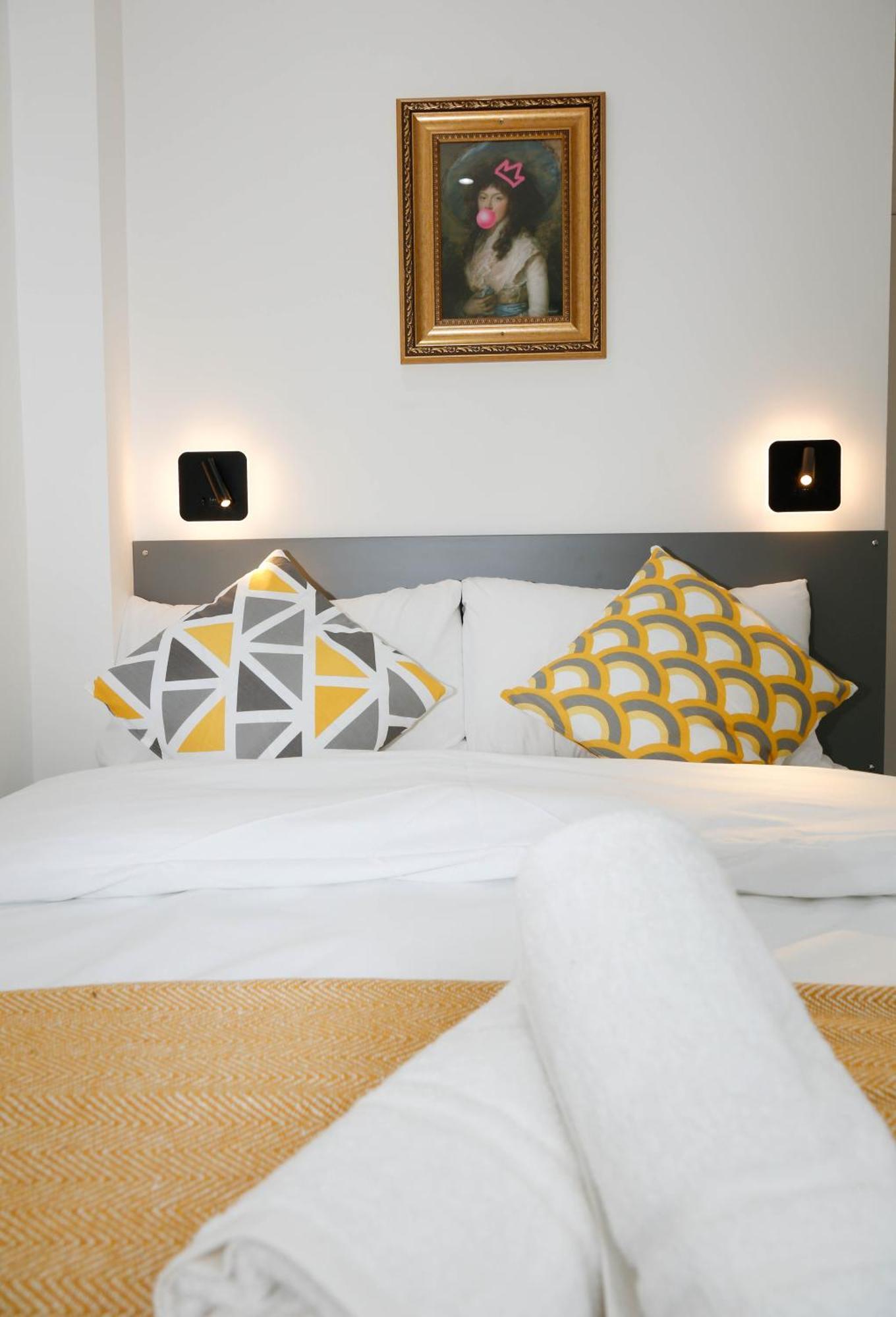 New Luxury Apartments In Central London Next To Shops, Cafes, Bars & Metro 外观 照片